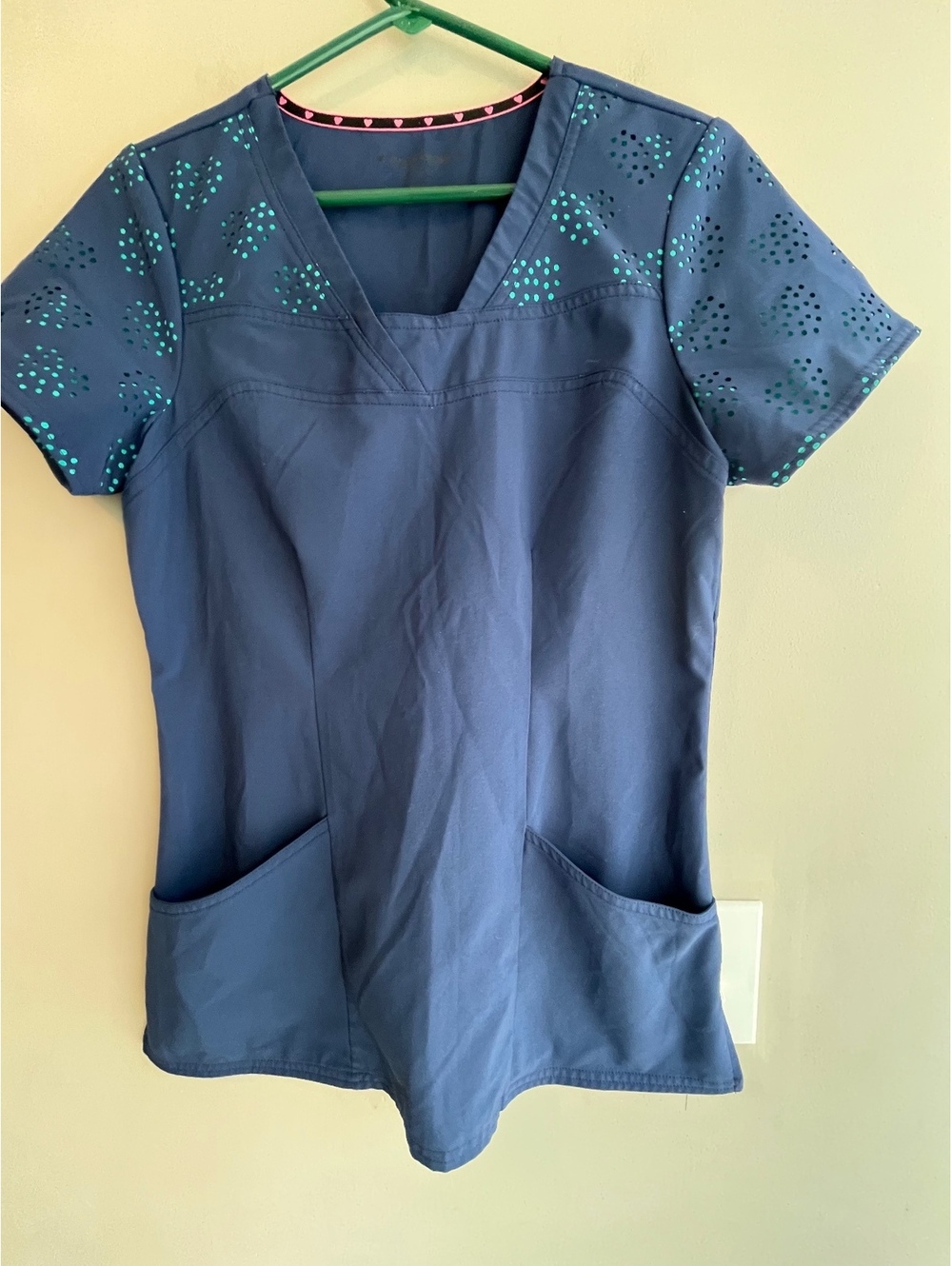 Women’s Heart and Soul Blue Nursing Scrub Top Small - Picture 3 of 8